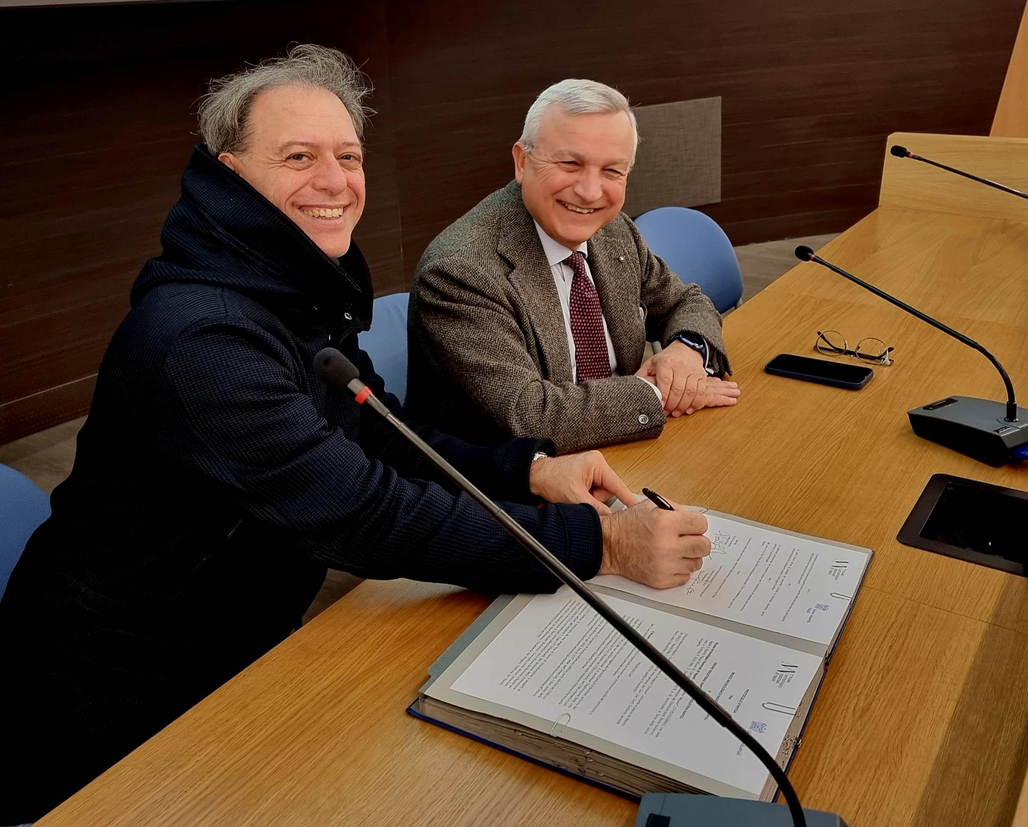 napoli_mann_arte-e-imprenditori_firma-protocollo-d-intesa_giulierini_jannotti-pecci