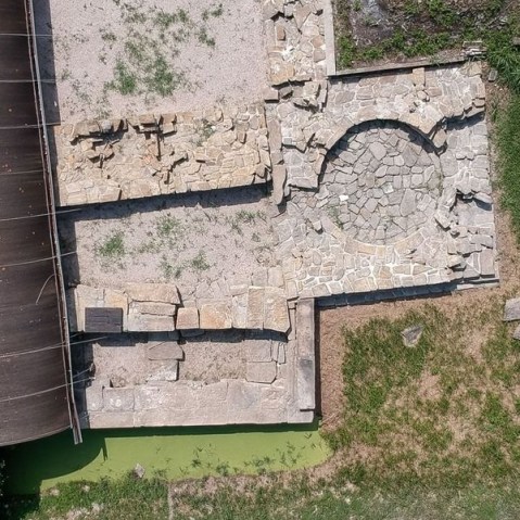 altino_area-archeologica_resti-della-Porta-Approdo_foto-drm-veneto