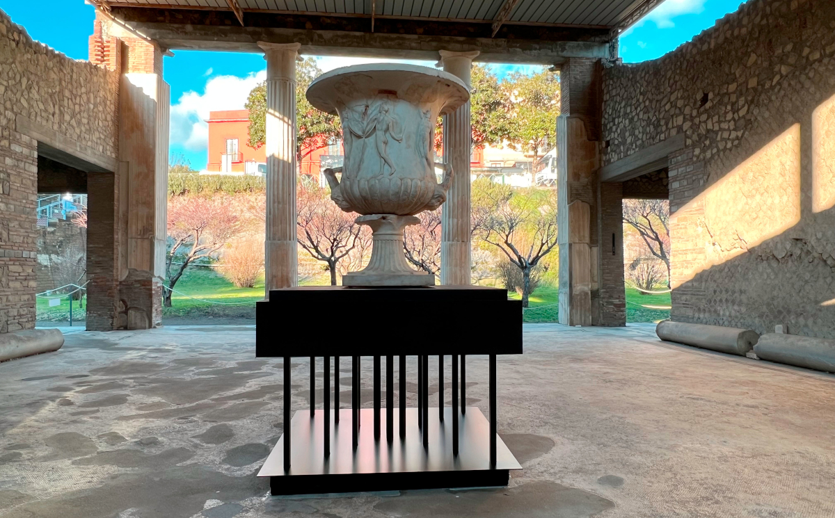 torre-annunziata_oplontis_villa-di-poppea_cratere-a-calice_1_foto-parco-archeologico-pompei