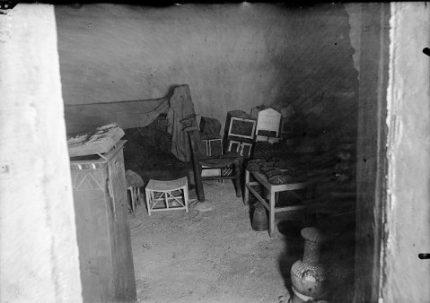 egitto_tomba-di-kha_ingresso-camera-funeraria_scavi-schiaparelli-1906_foto-archivio-museo-egizio