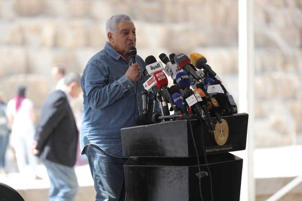 egitto_giza_piramide-di-cheope_scoperto-nuovo-corridoio_zahi-hawass_foto-ministry-of-tourism-and-antiquities