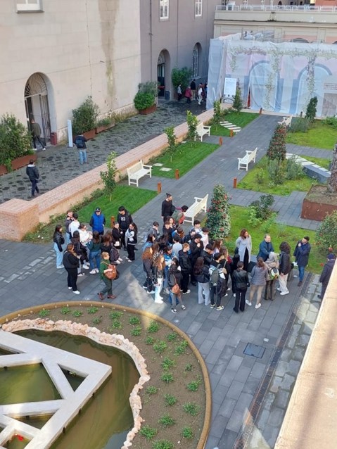 napoli_mann_giardino-della-vanella_visitatori_foto-mann