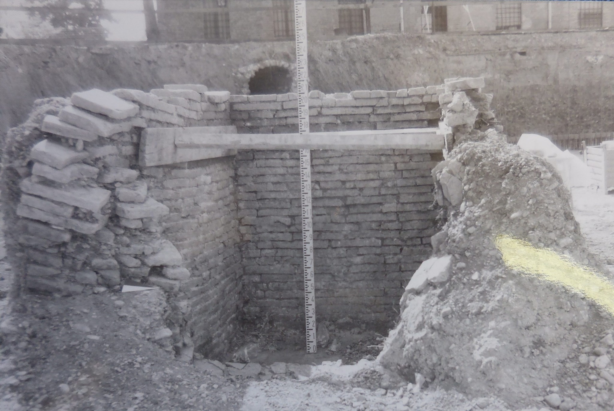 piacenza_ospedale_tomba-romana_ritrovamento-1998_foto-sabap-pr-pc