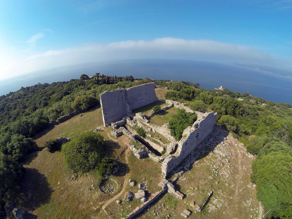ansedonia_orbetello_cosa_area-archeologica_panorama_foto-unifi_drm-toscana