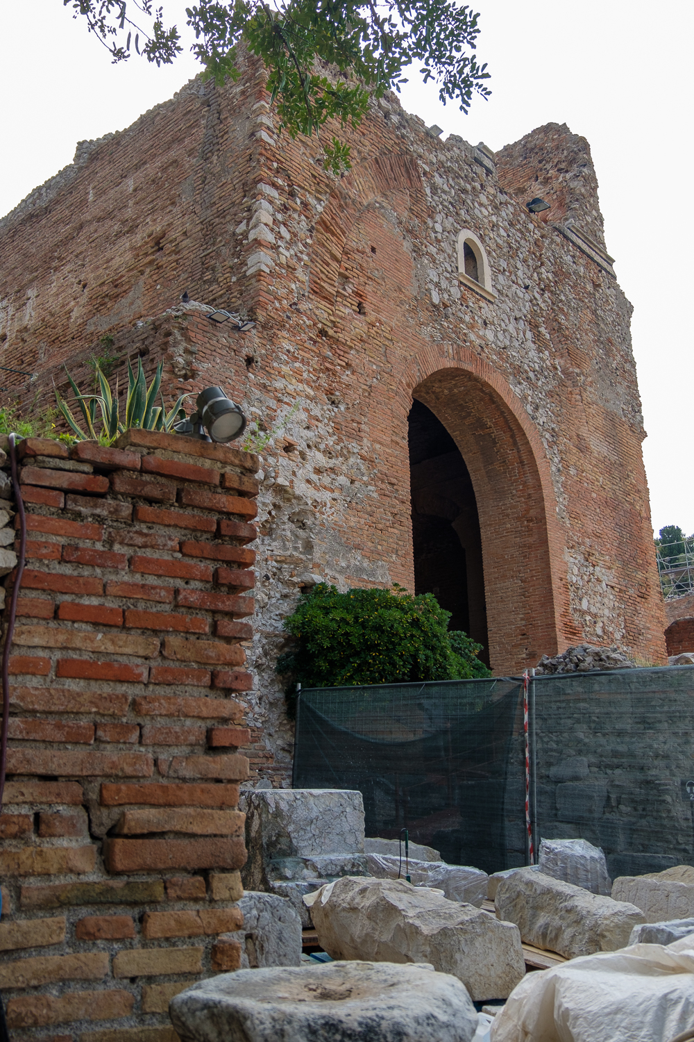 taormina_teatro-antico_Versura-ovest_foto-Alessandro-Licciardello
