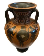 adria_archeologico_vaso-attico-restituito_2_foto-drm-veneto