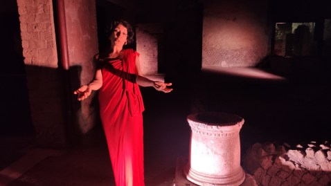 ercolano_parco_i-venerdì-di-ercolano_2023_rappresentazioni-teatrali_foto-paerco