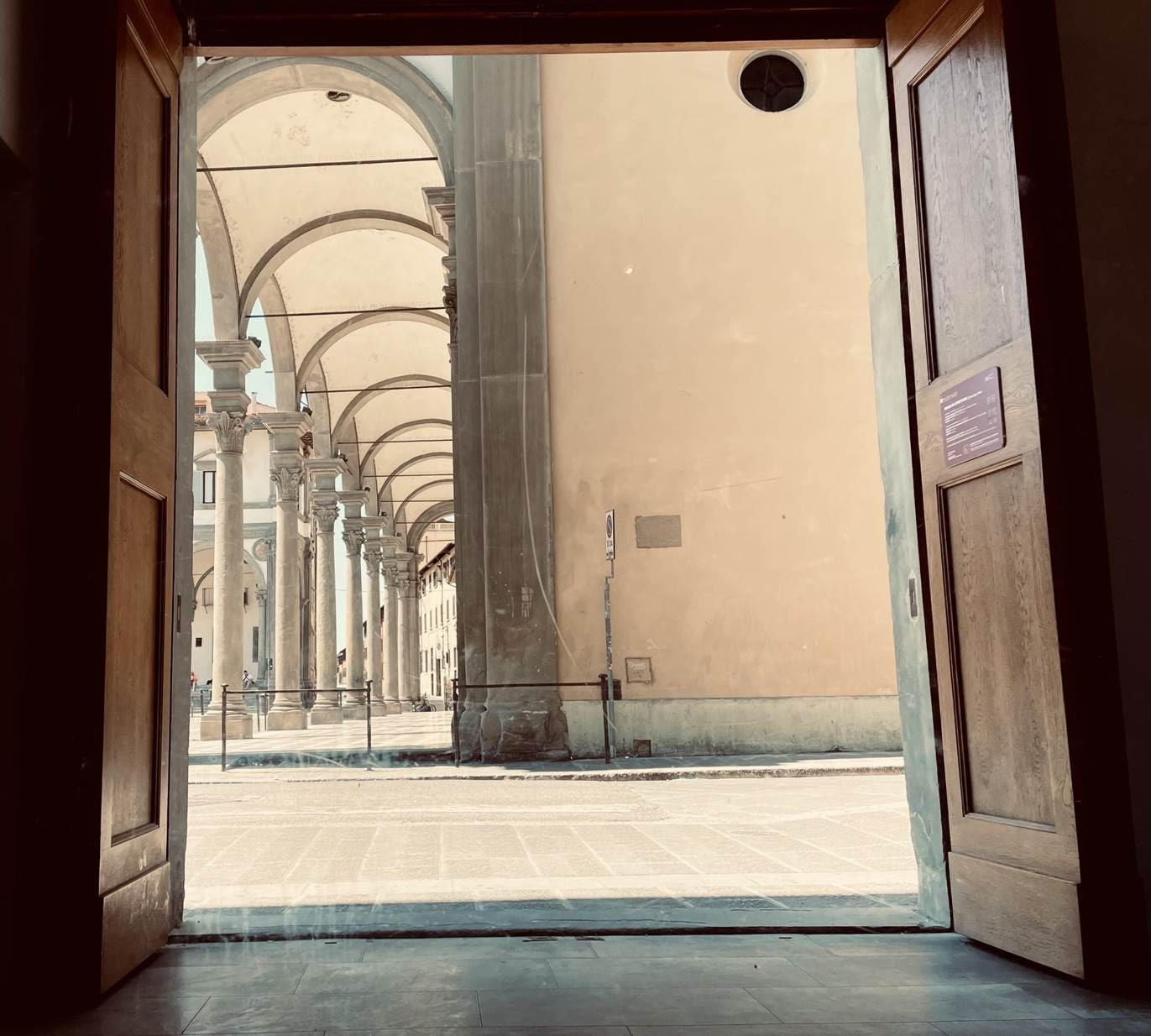 firenze_piazza-ss-annunziata_portici_foto-maf