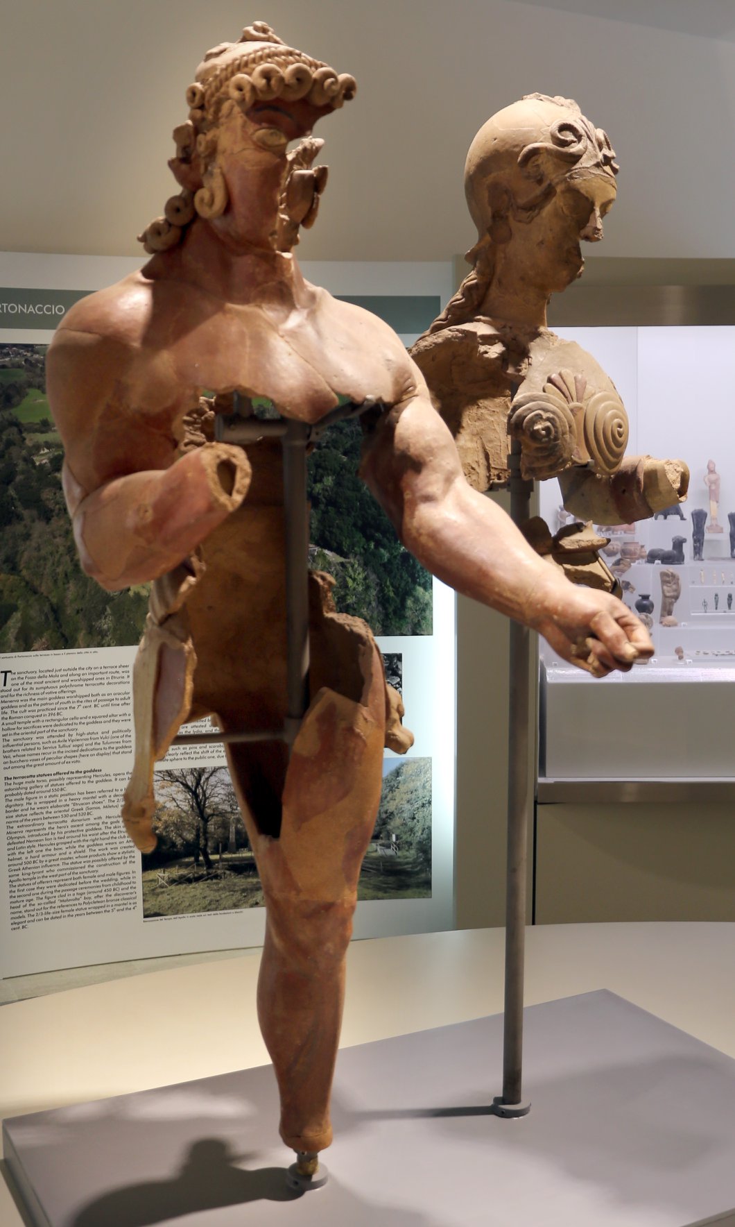 roma_villa-giulia_gruppo-votivo-minerva-e-ercole_da-veio_foto-etru