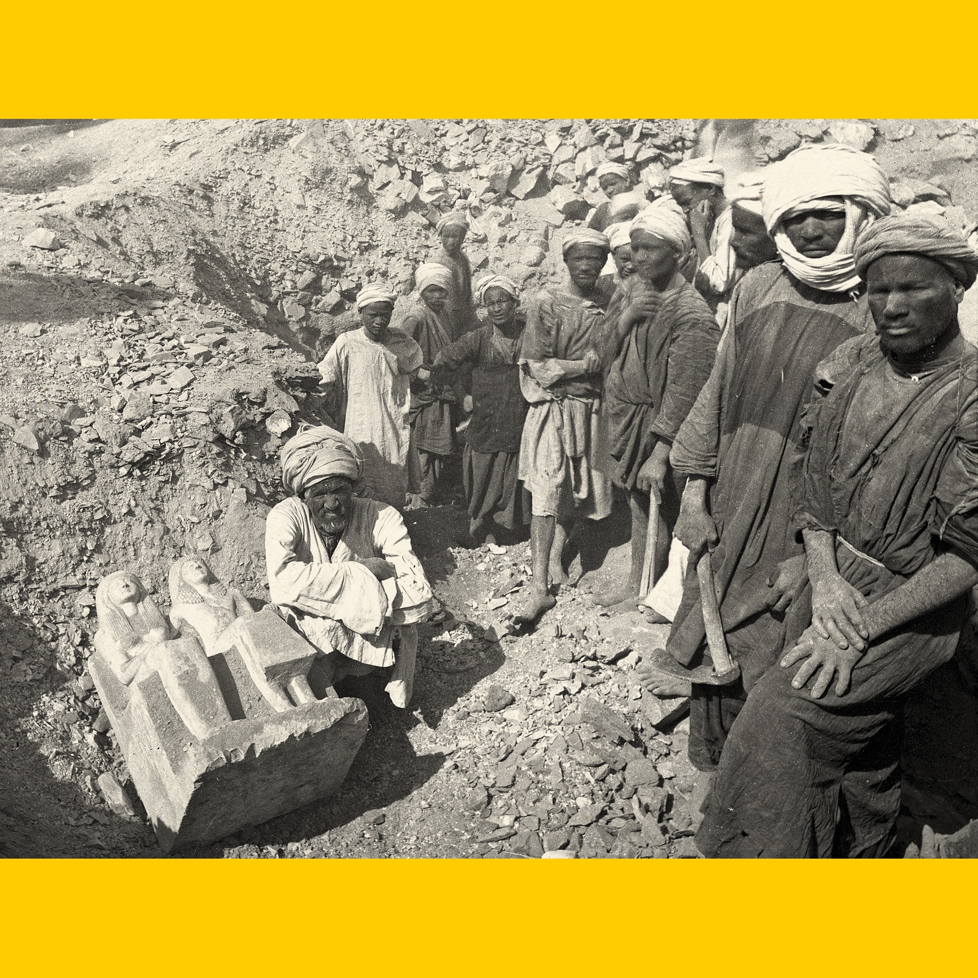 torino_egizio_statua-di-pendua-e-nefertari_la-scoperta_foto-archivio-museo-egizio