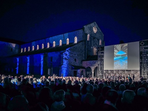 aquileia_fondazione_film-festival-2023_piazza-Capitolo-ultima-sera_foto-g-tomasin