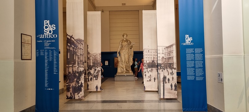 napoli_mann_mostra-picasso-e-l-antico_ingresso_foto-graziano-tavan