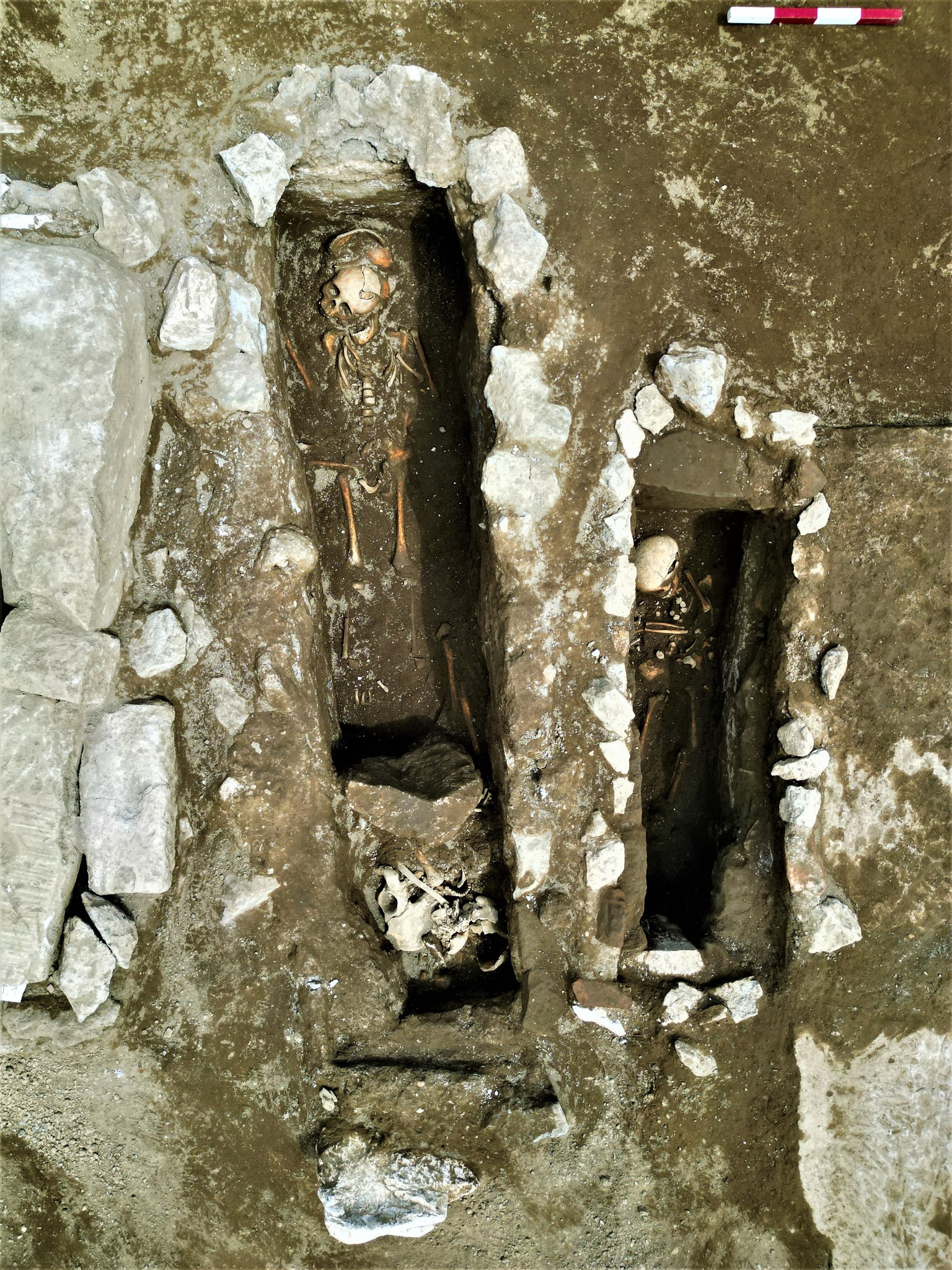 nocera_metanodotto_scoperte-archeologiche_sepolture-a-cassa-litica_foto-sabap-sa-av