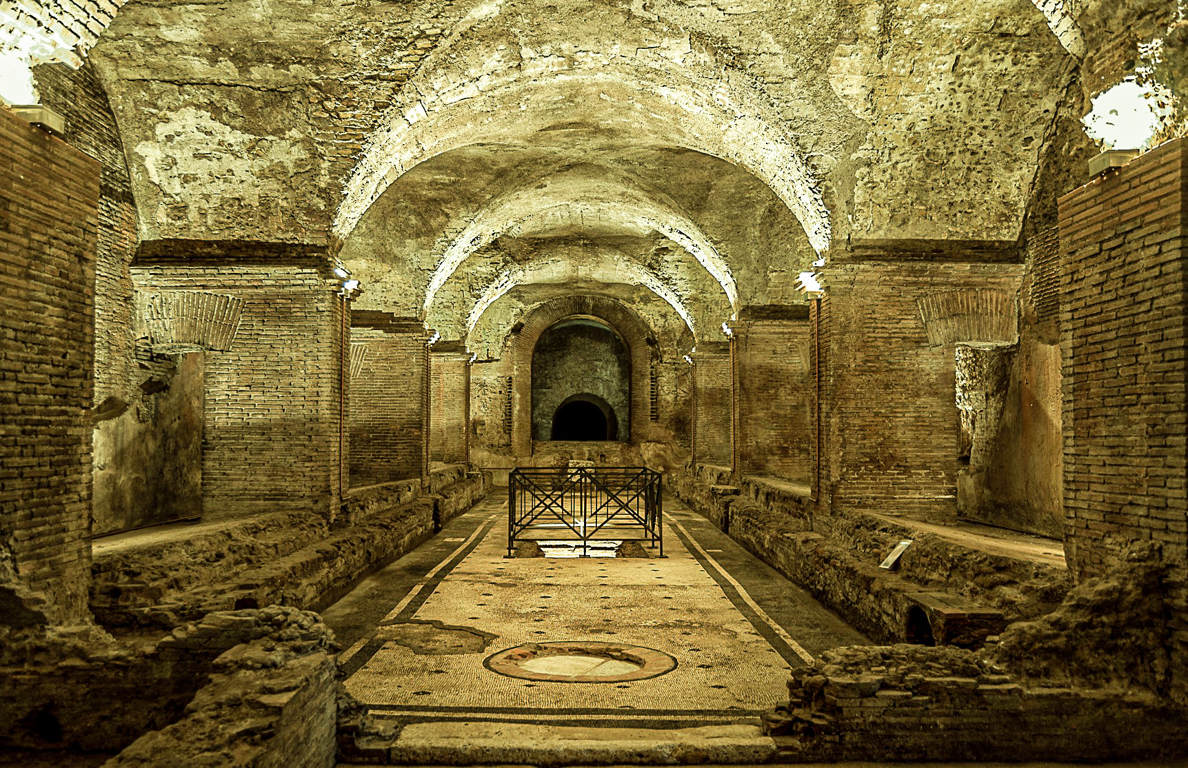 roma_caracalla_terme-serali_interni_mosaici_foto-fabio-caricchia