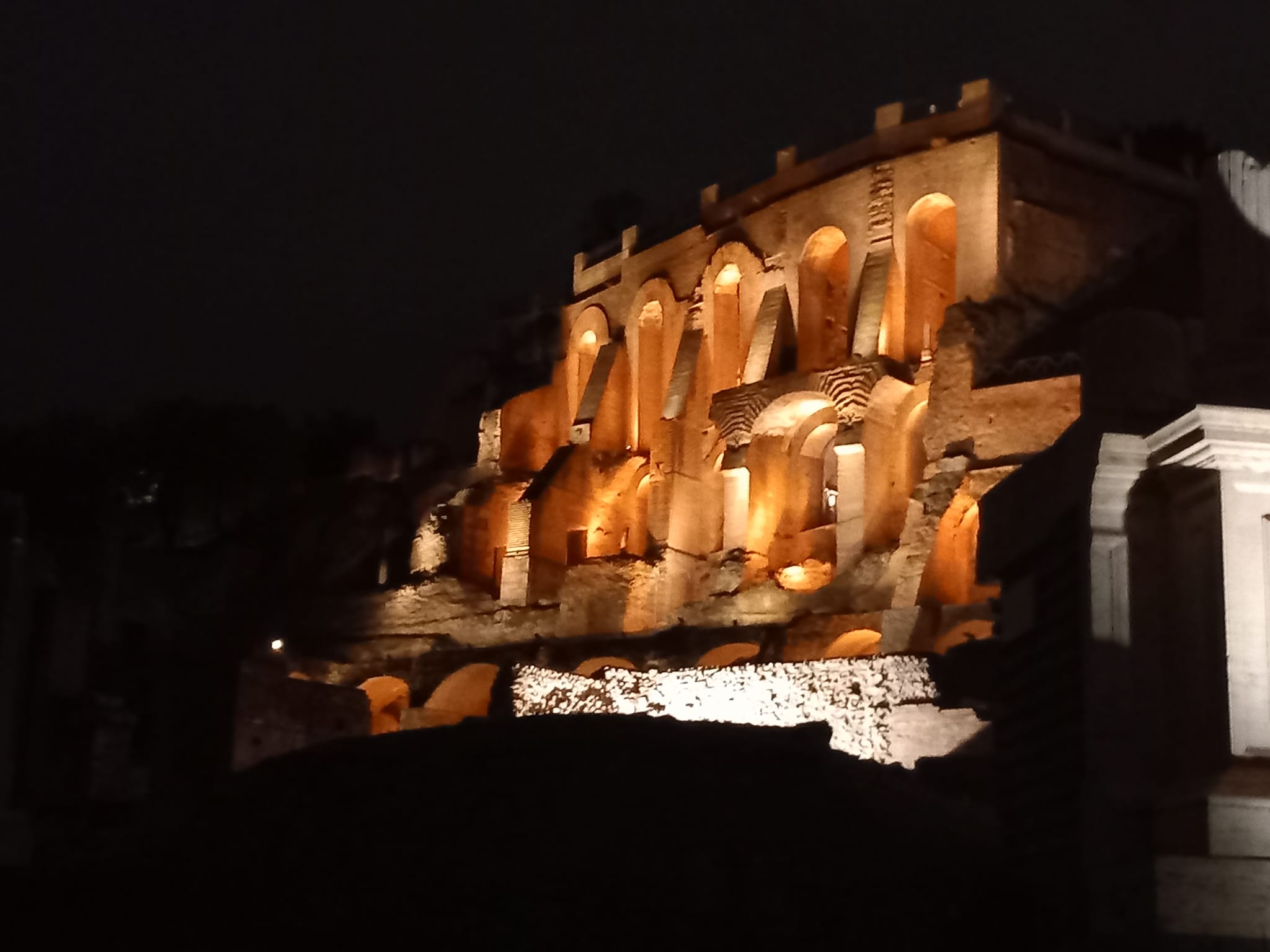 roma_PArCo_domus-tiberiana_esterno-notturno_foto-PArCo