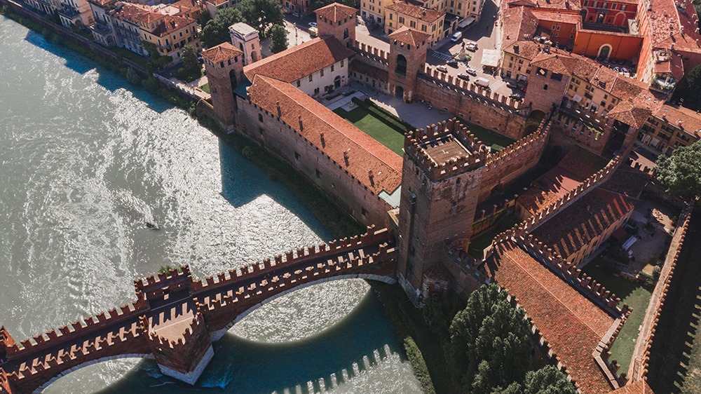 verona_castelvecchio_castello-cortile-ponte_foto-musei-civici-vr
