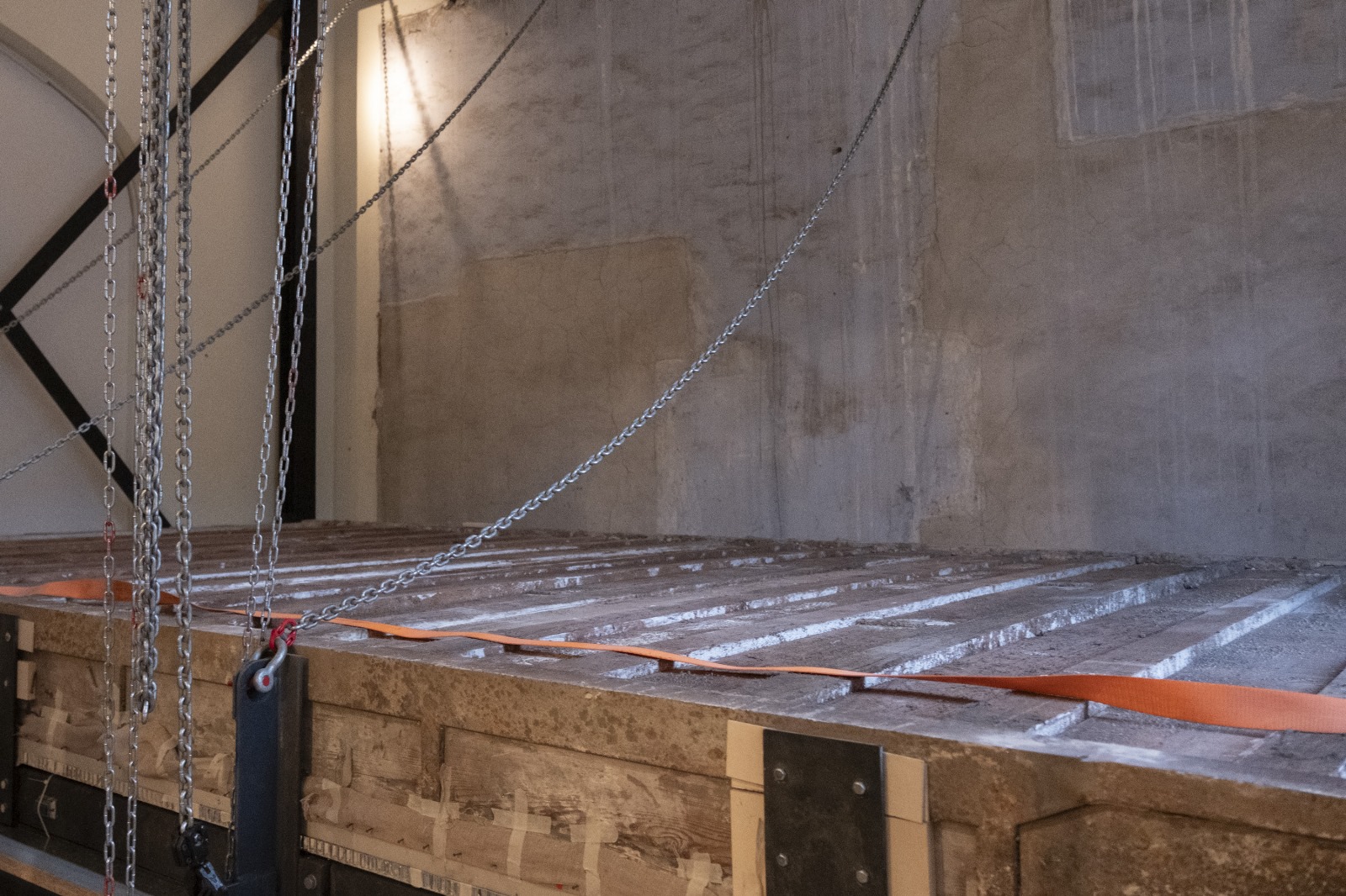 napoli_mann_ribaltamento-mosaico-di-alessandro_fine-operazione_foto-valentina-cosentino