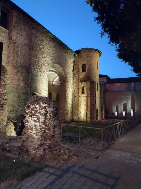 ravenna_notte-d-oro_palazzo-di-teodorico_nuova-illuminazione_foto-drm-emilia-romagna