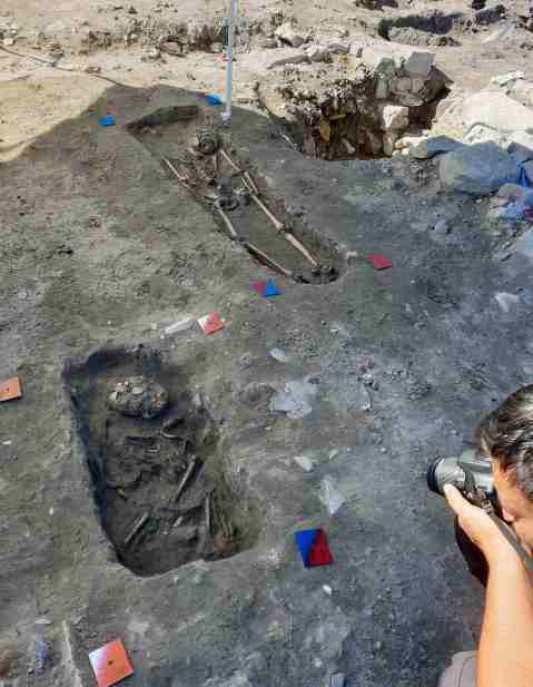 jesolo_area-archeologica-antiche-mura_monastero-san-mauro_campagna-2023_tombe_foto-unive