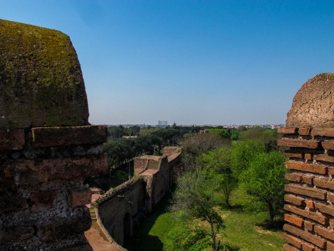 roma_mura-aureliane_camminamwenti_foto-musei-in-comune