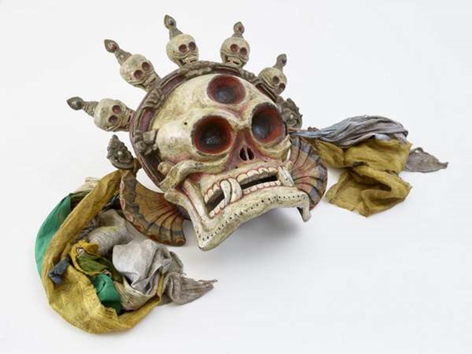 trento_muse_mostra-sciamani-comunicare-con-l-invisibile_maschera-da-mongolia-settentrionale_foto-muse-mart