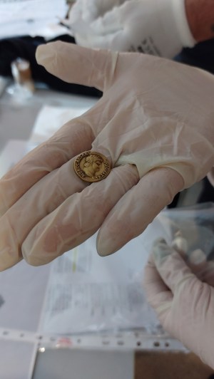 ercolano_parco_corredo-soldato-romano_2_foto-paerco