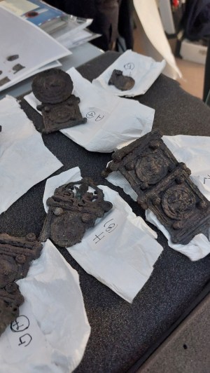 ercolano_parco_corredo-soldato-romano_foto-paerco