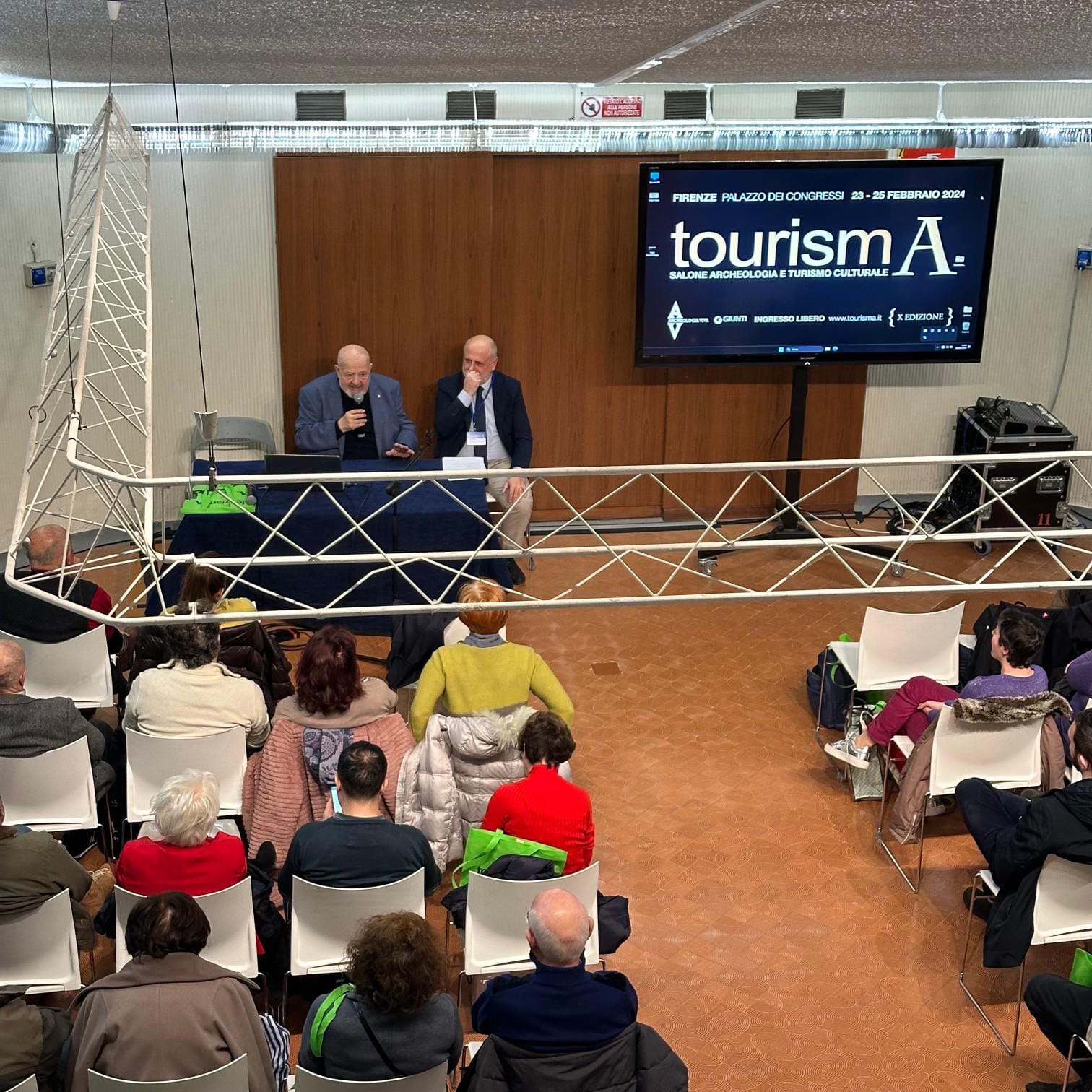 firenze_tourisma-2024_spazio-libri_massimo-cultraro_foto-AV