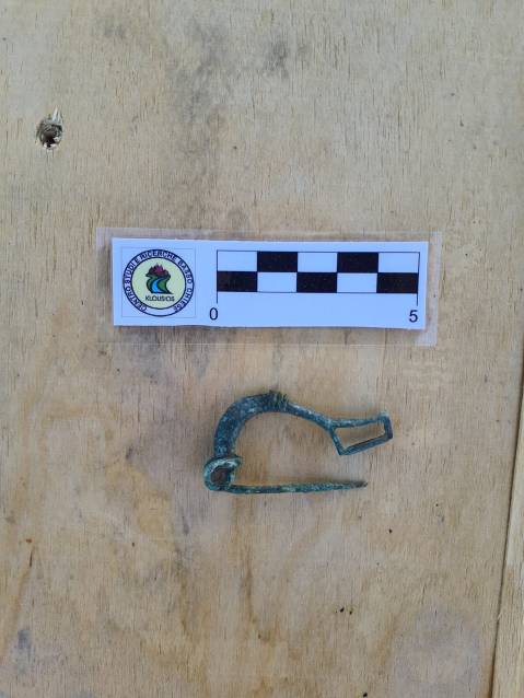 casalromano_mn_necropoli-tarda-età-del-ferro_fibula_foto-sabap-cr-mn-lo