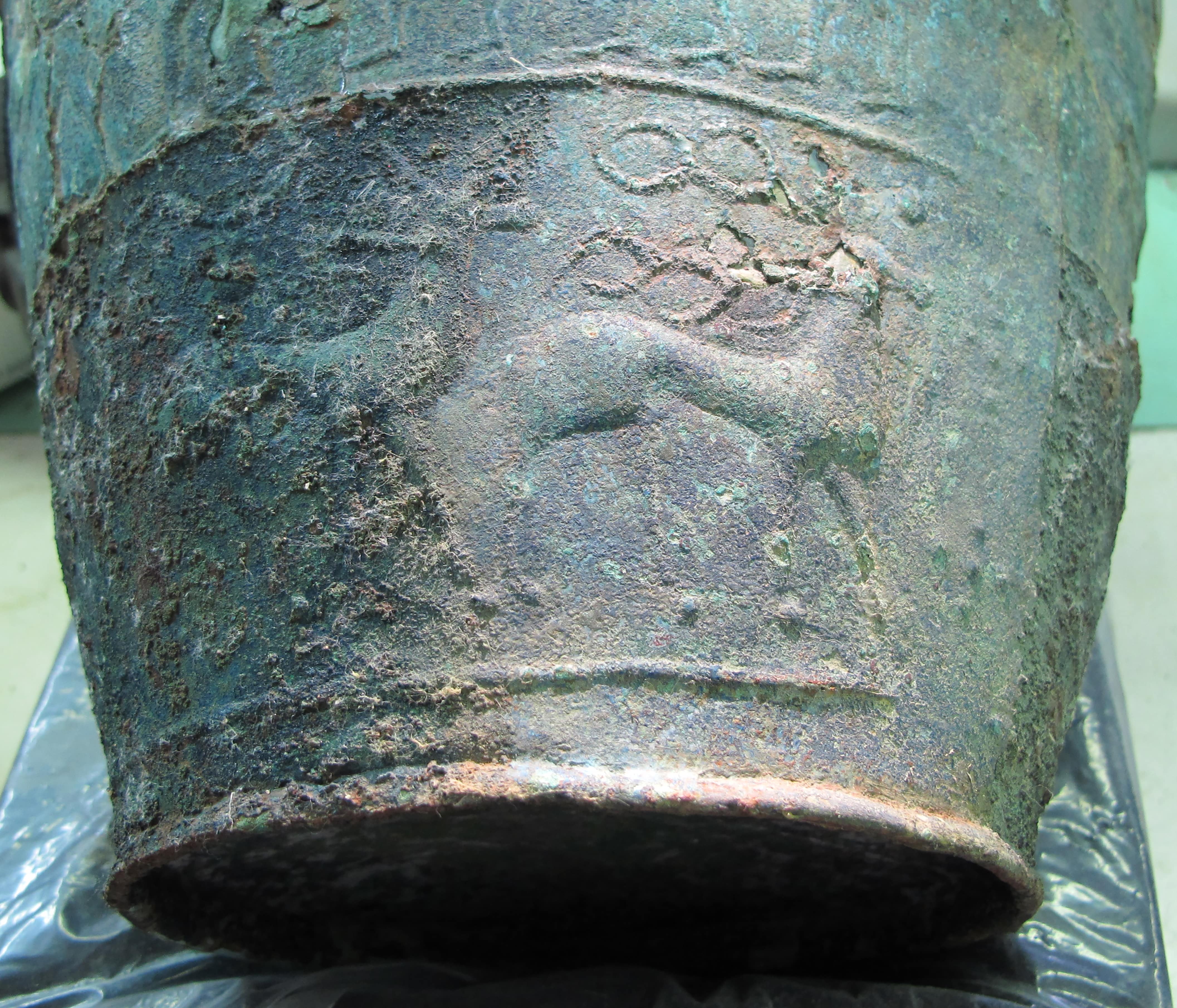 este_archeologico_mostra-fabulae-le-situle-raccontano-i-veneti-antichi_anteprima-progetto_situla-montebelluna-in-fase-di-restauro_foto-stefano-buson