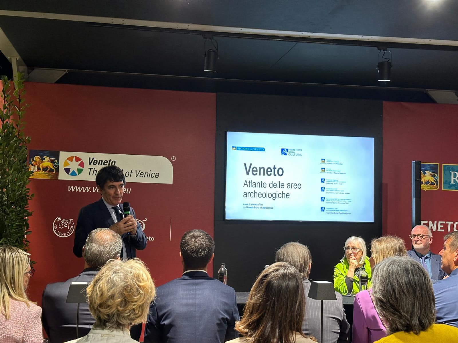 verona_vinitaly-2024_presentazione-atlante-delle-aree-archeologiche-del-veneto_tinè_foto-sap