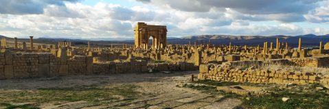 algeria_timgad_città-romana_arco-traiano_foto-insolita-itinera
