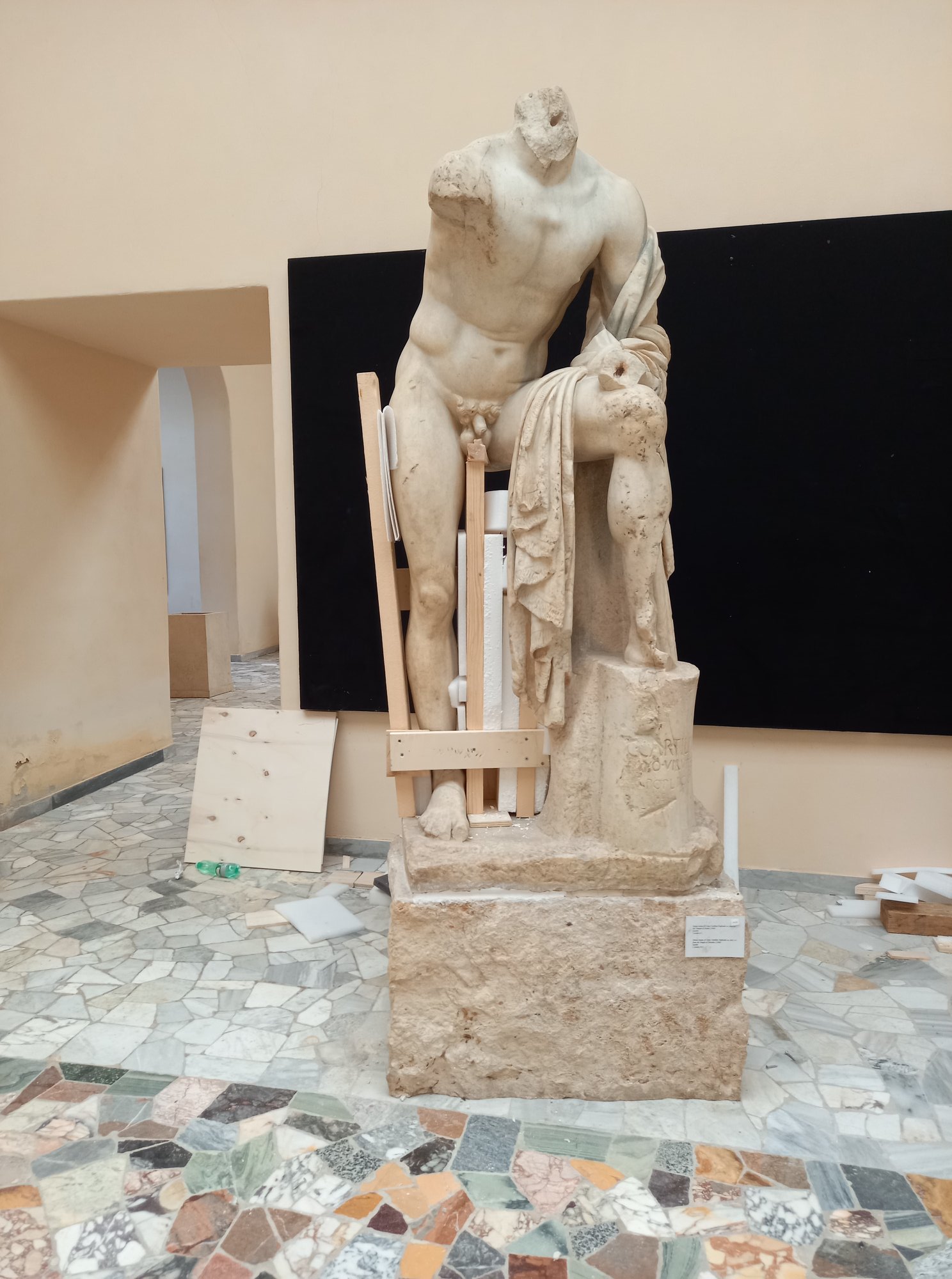 ostia-antica_museo-ostiense_statua-di-Cartilio-Poplicola_foto-parco-ostia-antica