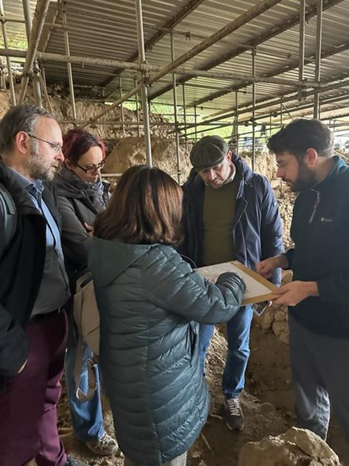 ischia_lacco-ameno_quartiere-metallurgico-mazzola_sito-archeologico_sopralluogo-d-acunto-tardugno-nuzzo_1_foto-sabap-na