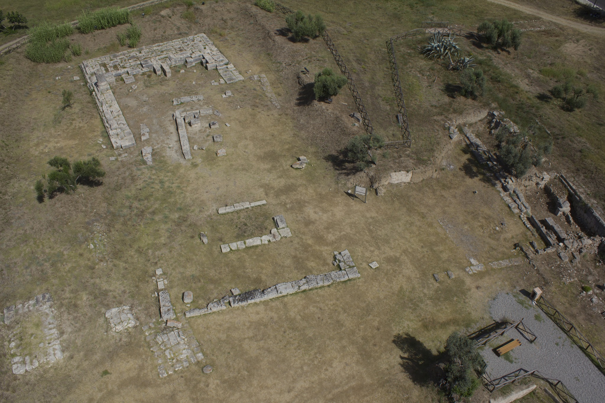 locri-epizefiri_parco_tempio-di-marasà_veduta-aerea_foto-drm-calabria