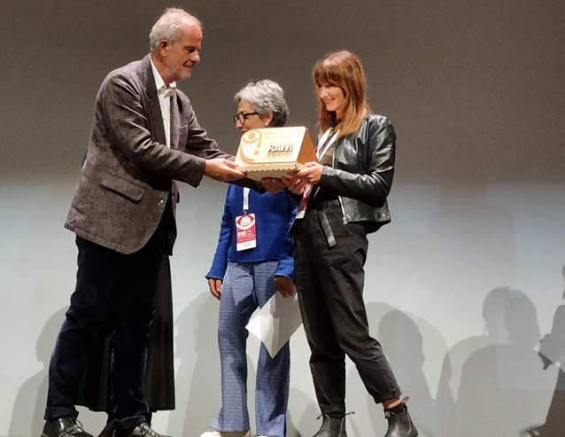rovereto_RAM-film-festival-2024_vincitori_consegna-premio-cinema-archeologico_laezza-gullo_foto-graziano-tavan