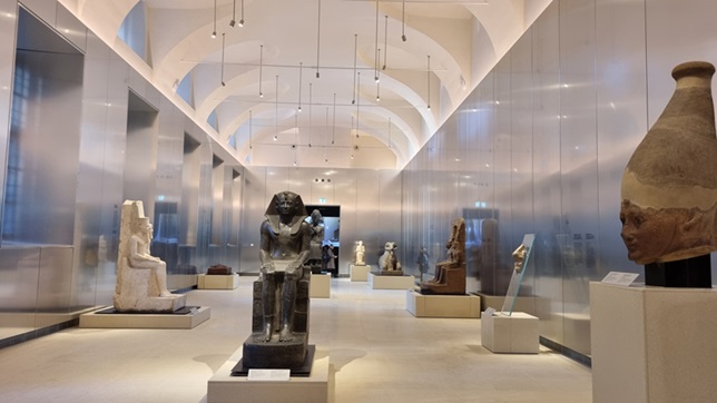 torino_egizio_cerimonia-bicentenario_galleria-dei-re_foto-graziano-tavan