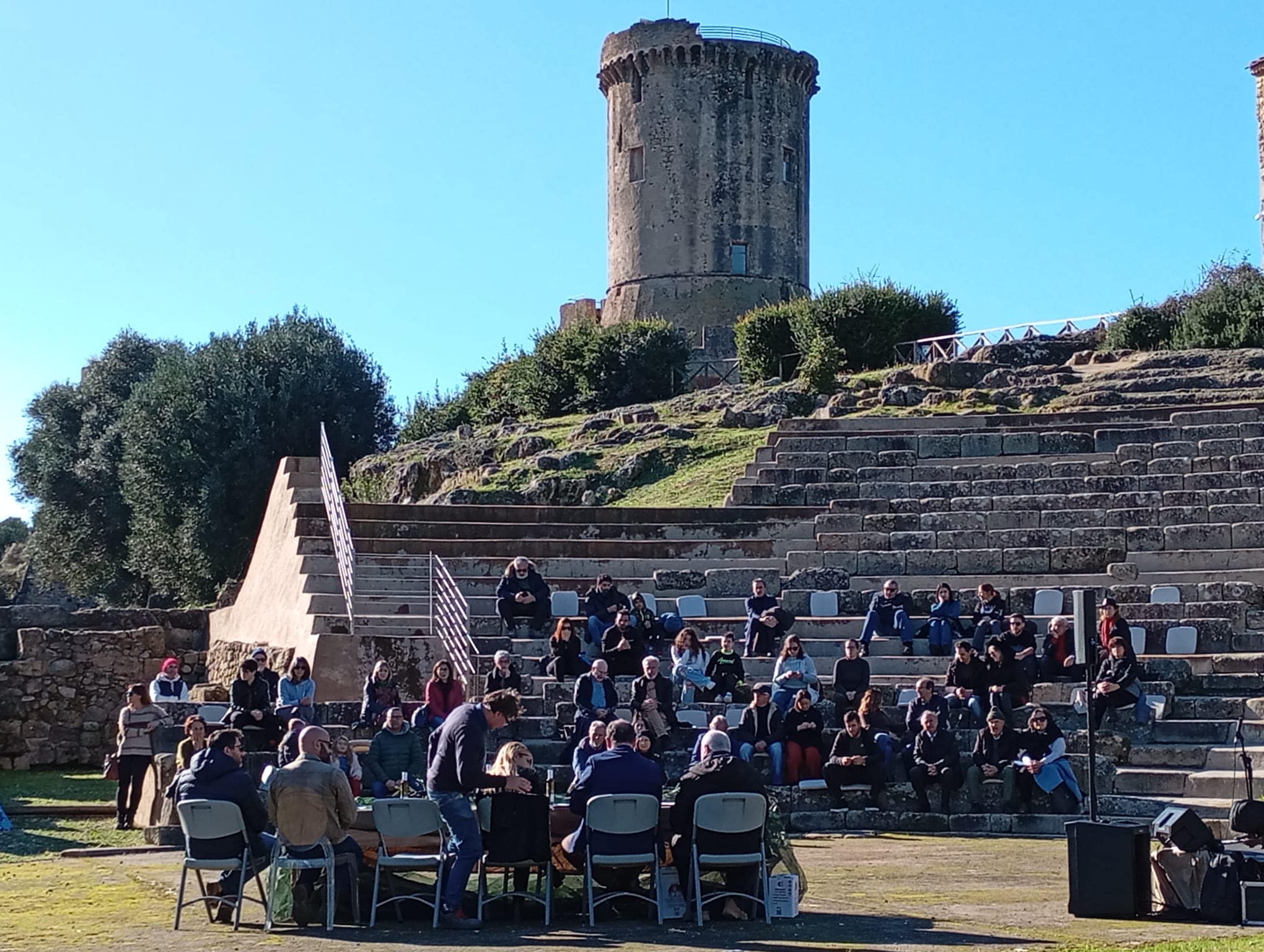 velia_parco_area-archeologica_eventi-al-teatro_foto-pa-paeve