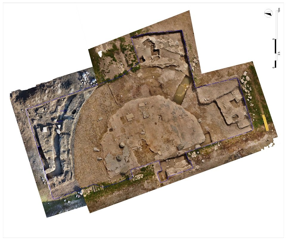 aquileia_grandi-terme_scoperte-campagna-2024_3_Abside_frigidarium_vista_generale_foto-uniud