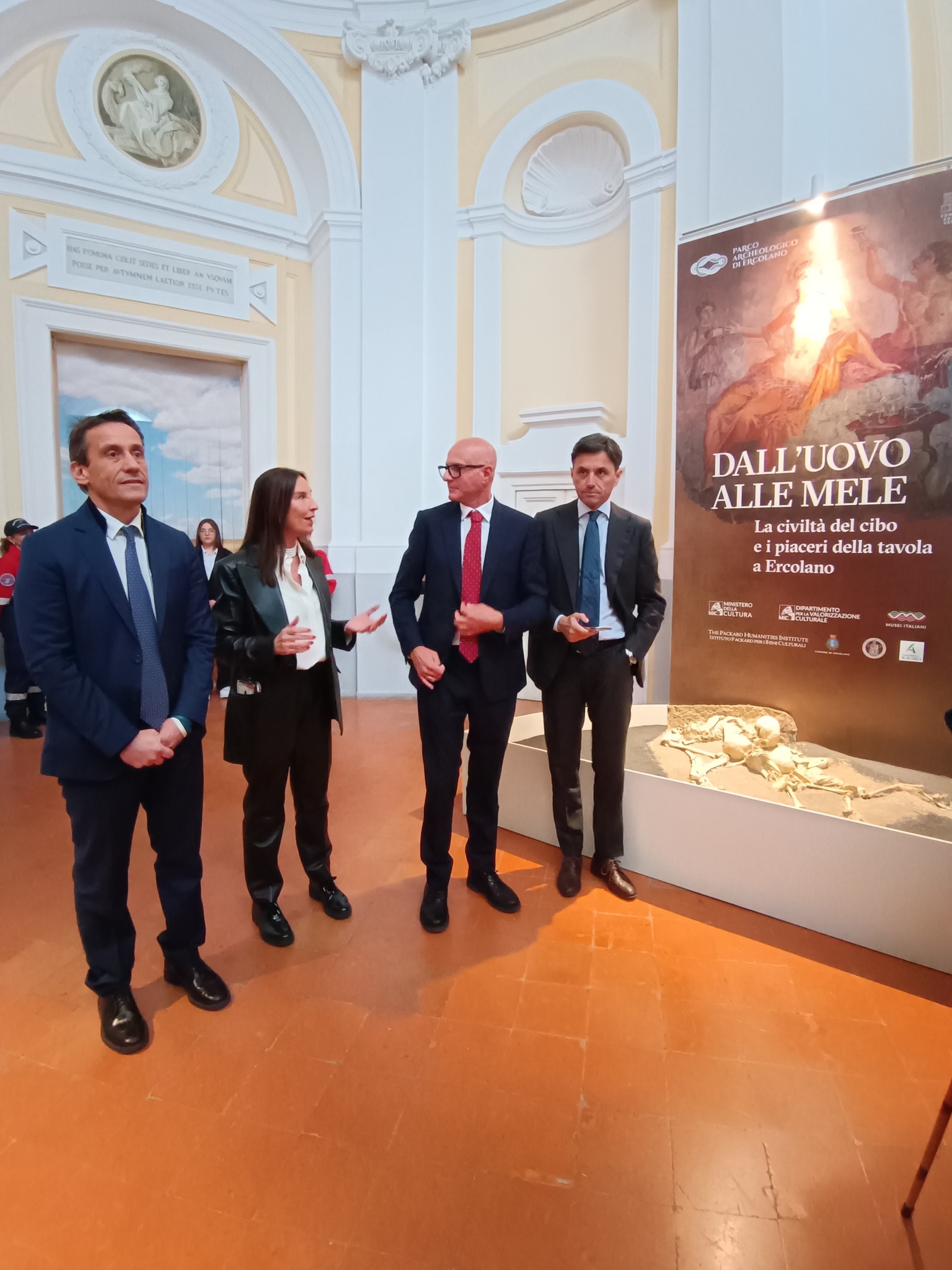ercolano_parco_villa-campolieto_mostra-dall-uovo-alle-mele_inaugurazione_miranda-sirano-bonaiuto_foto-paerco