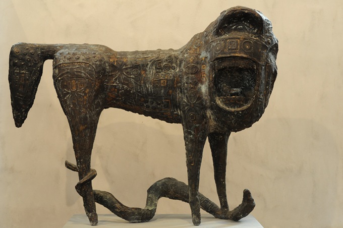 milano_fondazione-rovati_mostra-etruschi-del-novecento_11 Mirko Basaldella_Leone urlante, 1957_Collezione privata_foto-mart-rovati